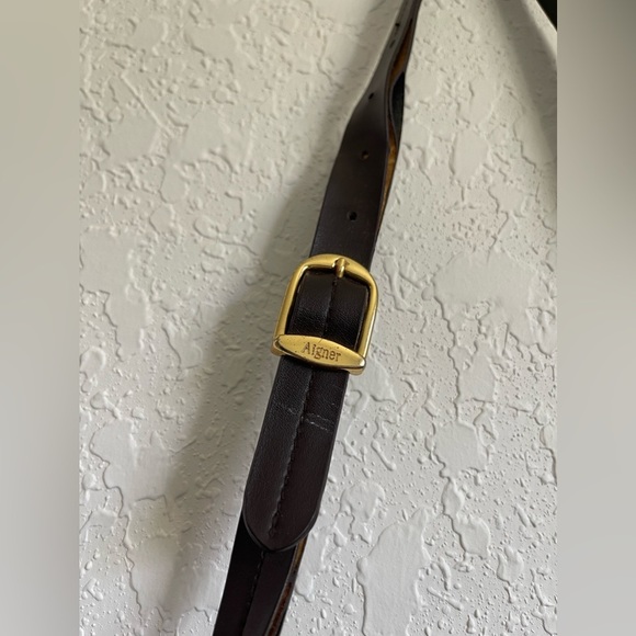 Vintage Etienne Aigner Woven Tan and Brown Purse - Picture 3 of 5